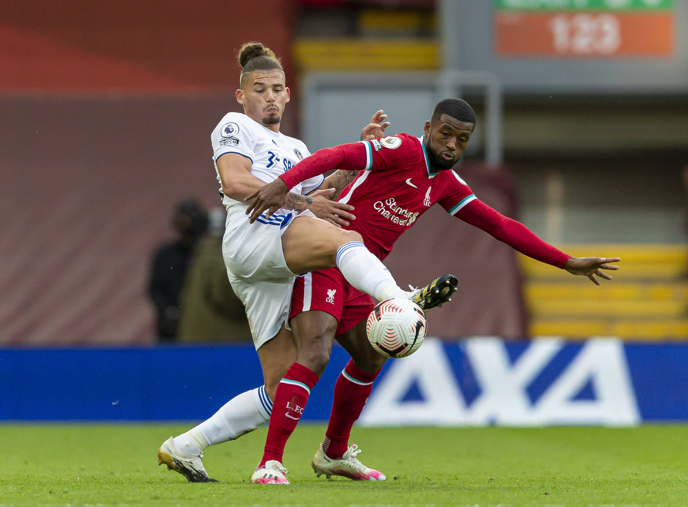 把自己的名 把自己的名