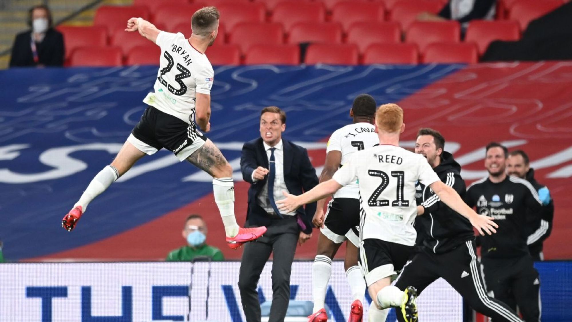 朝着更高的 朝着更高的